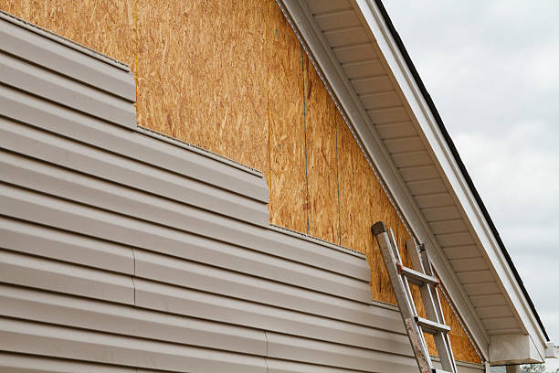 Professional Fiber Cement Siding technician working in Bellefontaine, OH